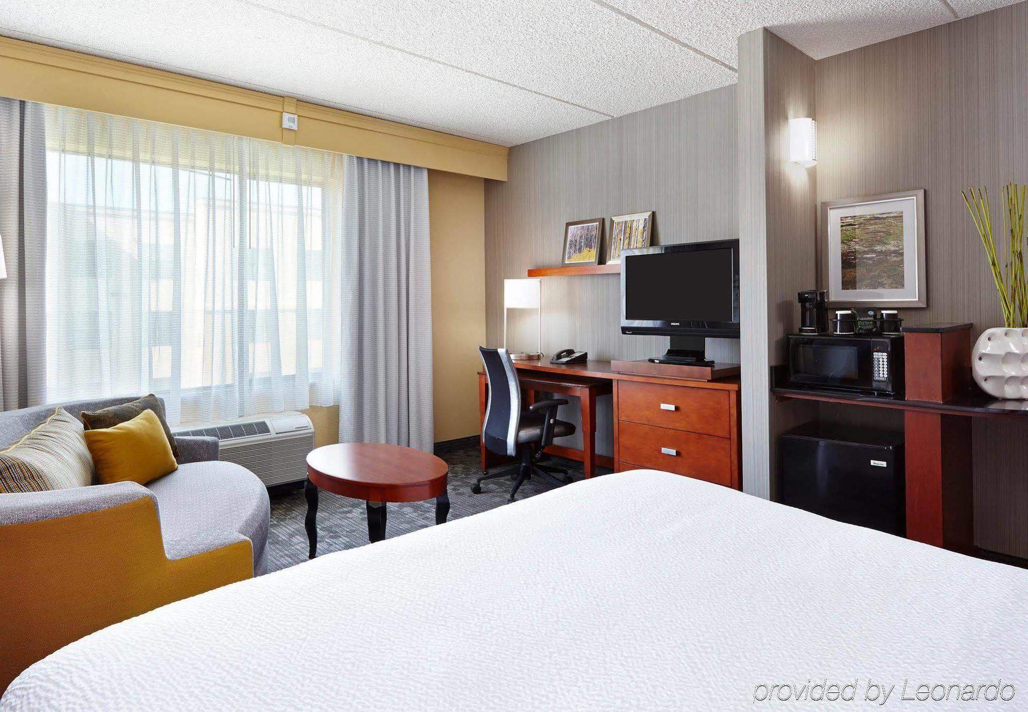 Courtyard Phoenix North / Happy Valley Extérieur photo